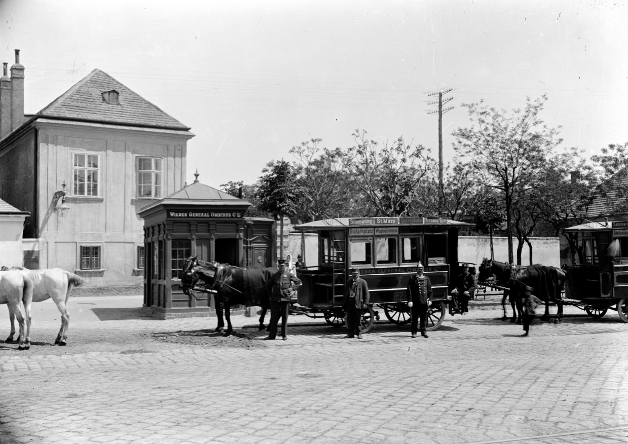 Wiener General Omnibus mit der Route von Simmering  in die Wipplinger Straße, 1900