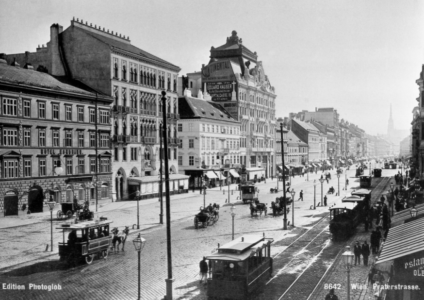 Reger Verkehr auf der Praterstraße um 1900