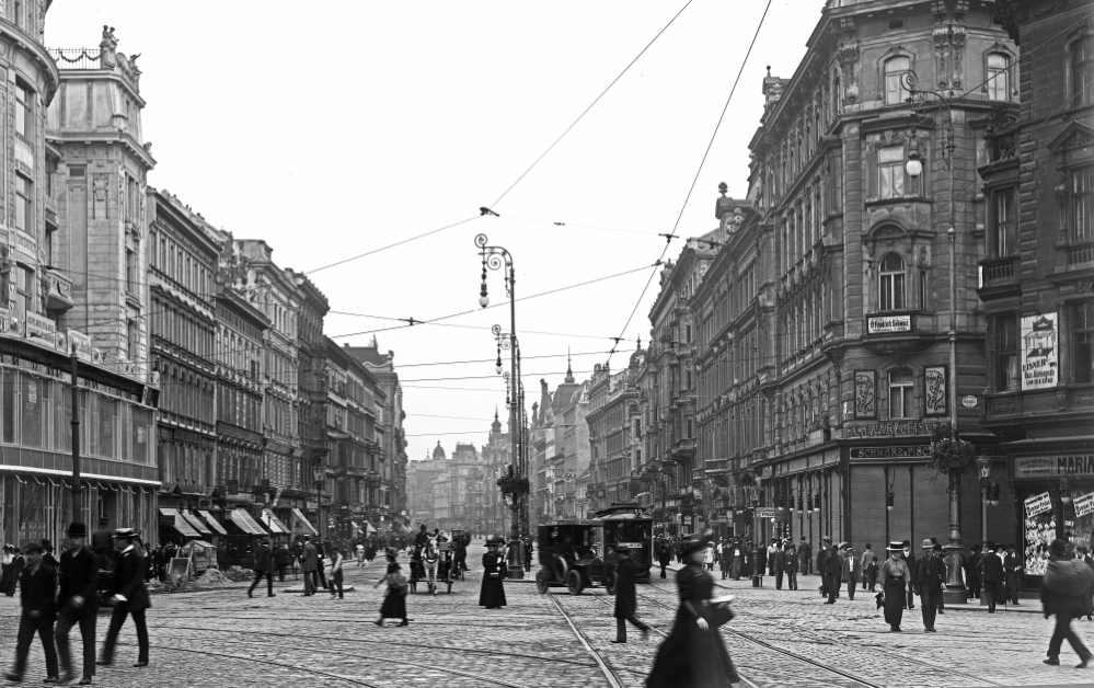 Mariahilferstraße mit Zug der Linie 59 und  Triebwagen Type G, um 1913