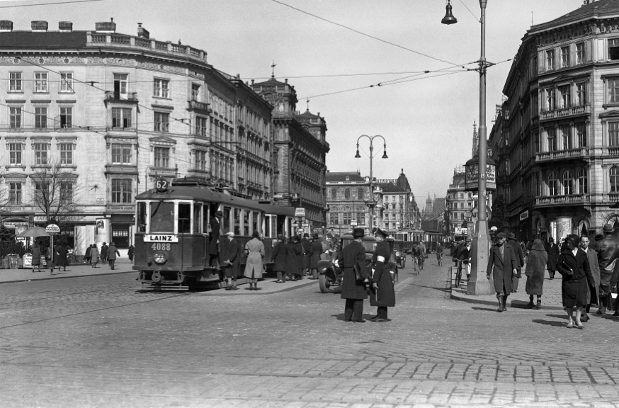 Linie 62 Type M Karlsplatz, Kärntnerstraße um 1932