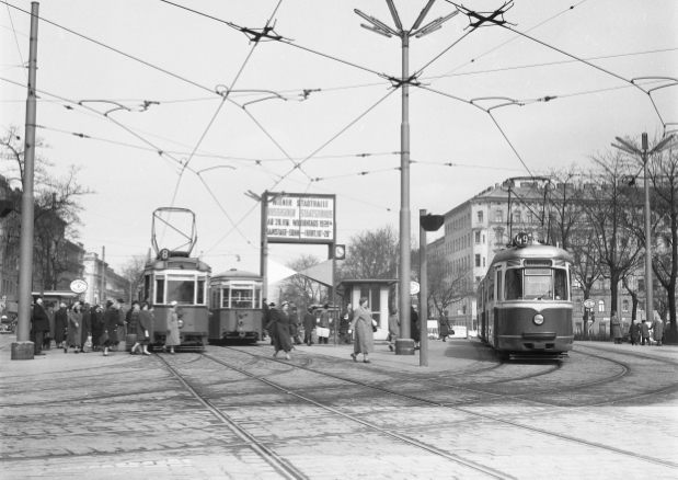 Triebwagen 90, der Type B, als Linie 8, Beiwagen 1470, der Type 
