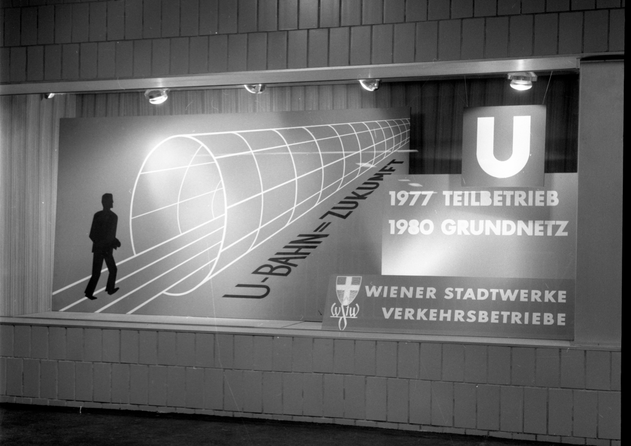 Reklameplakat zum Thema U-Bahnbau am  19.02.1969