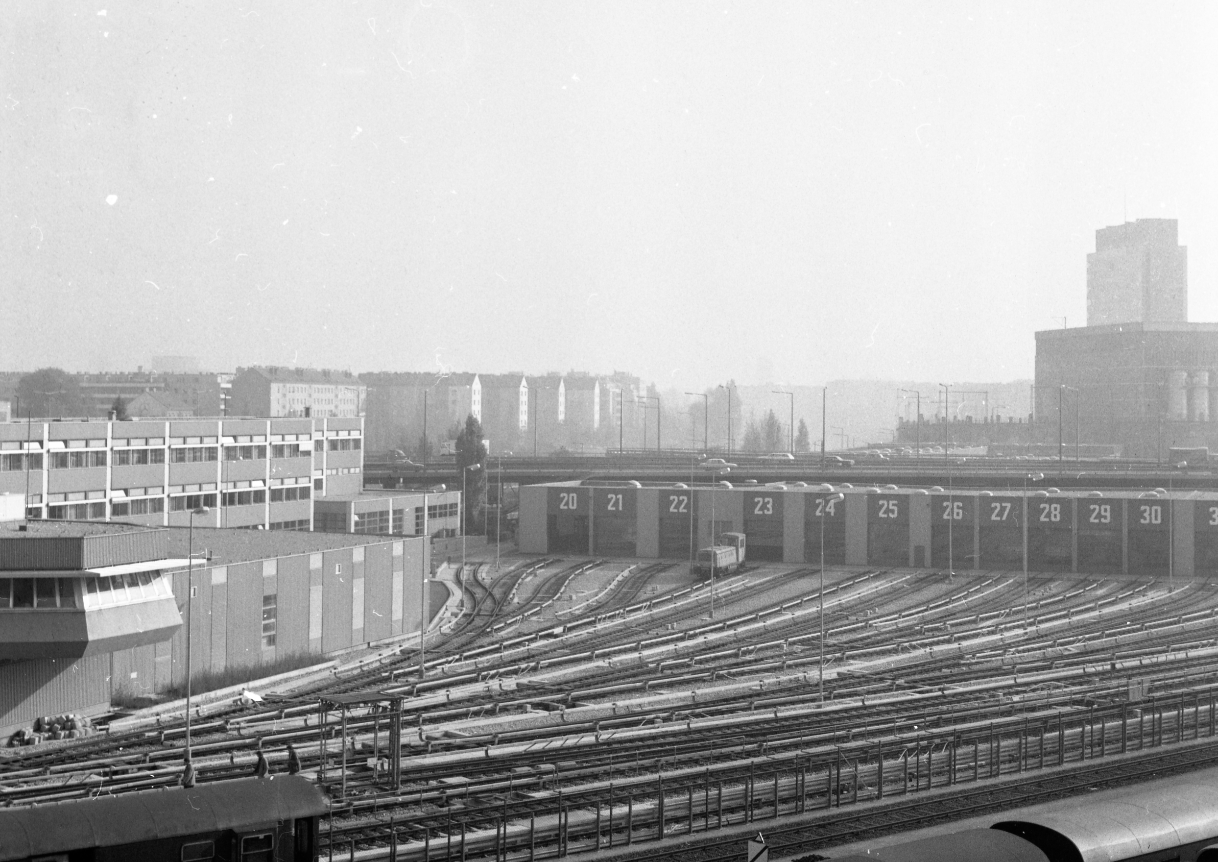 Baufortschritt Bahnhof Heiligenstadt, 1977