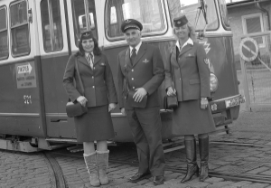 Schaffnerinnen  am Bahnhof Hernals 1981
