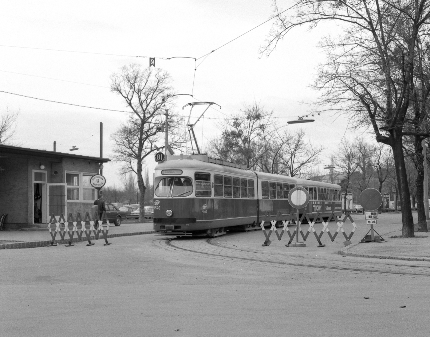 Linie 81 als Sonderlinie in der Messeschleife Prater mit Type E1-c3 im März 1987,