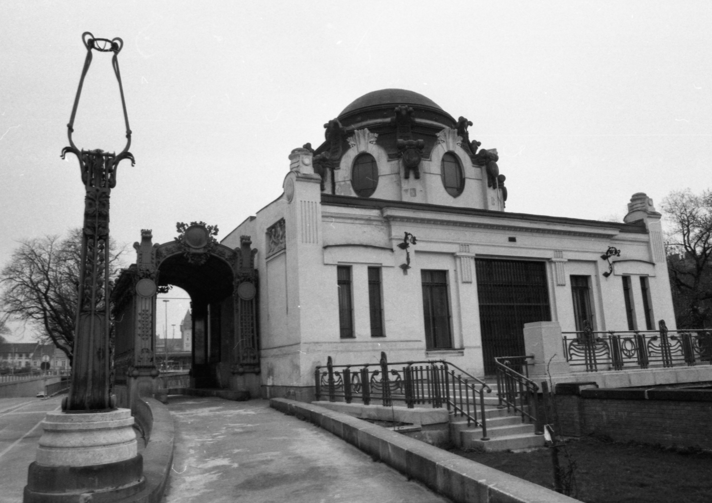 Kaiserpavillon im April 1987