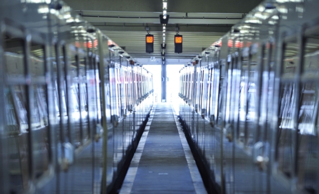 U-Bahn Züge vom Typ Silberpfeil in der Remise.