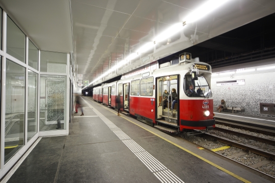 Neu sanierte Ustrab-Station Blechturmgasse, Linie 18