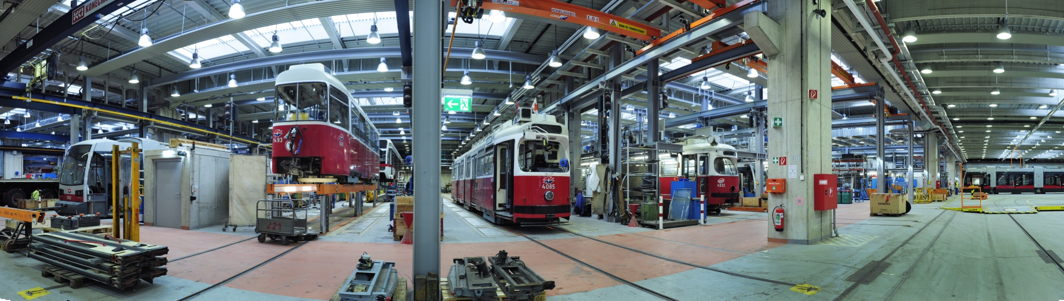 Die bereits zum Teil modernisierte Hauptwerkstätte der Wiener Linien in Simmering (HW).