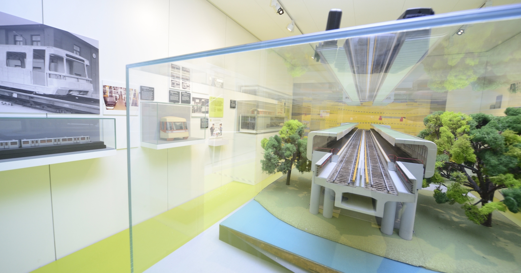 Die neue, interaktive Ausstellung in der Remise in Wien Erdberg ermöglicht den BesucherInnen einen Einblilck in 140 Jahre Verkehrsgeschichte der Stadt Wien.