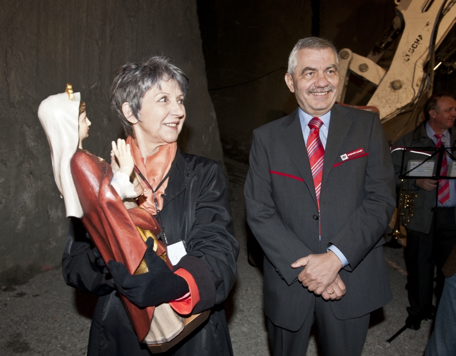 Nationalratspräsidentin Barbara Prammer übernimmt Tunnelpatenschaft beim Ausbau der U1.