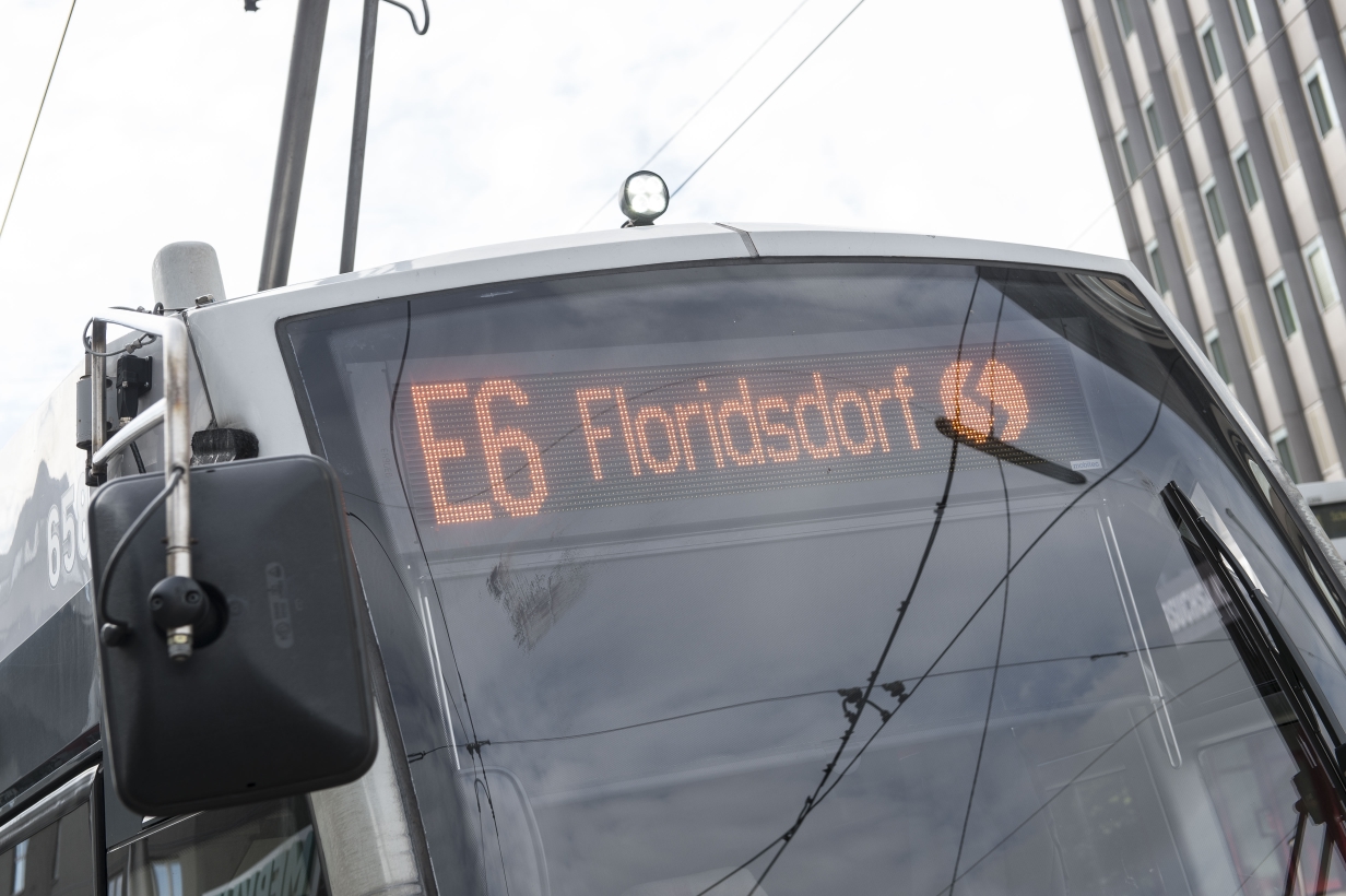 Die Linie E6 fuhr am 17. und 18. Oktober von der U6-Jägerstraße als Ersatzverkehr bis nach Floridsdorf. Grund war ein Weichentausch auf der U6-Strecke.