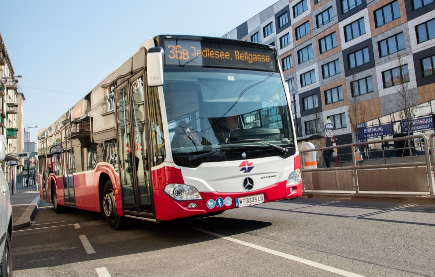 Bus Linie 36B Brünnerstraße KH Nord