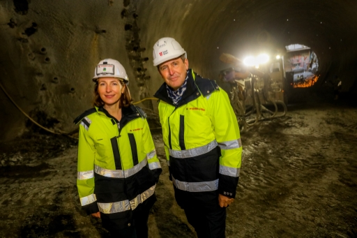 Tunnelbesichtigung mit (v.l.n.r.) Gudrun Senk, Geschäftsführerin Wiener Linien und Peter Hanke, Öffi-Stadtrat