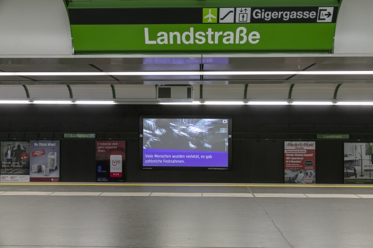 Infoscreen in der U4-Station Landstraße