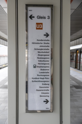 U3-Station Ottakring - Haltestellenschild